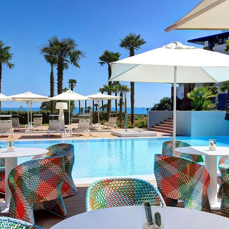 Almar Jesolo Resort & Spa Exterior photo The pool at the hotel